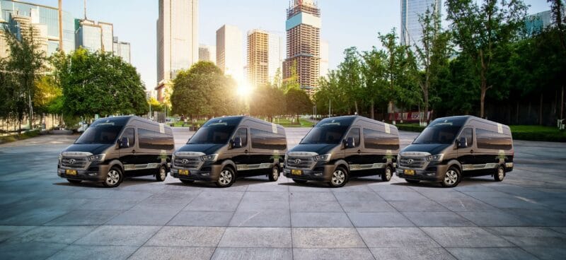 Dcar limousine 10 Chỗ