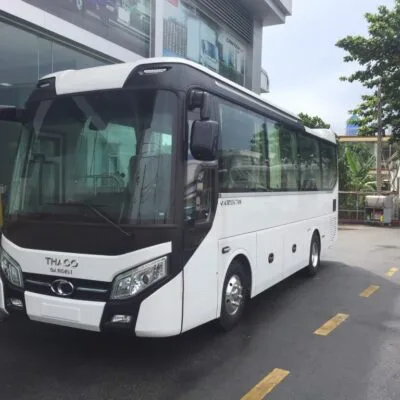 Thaco 29 chỗ đi lễ chùa