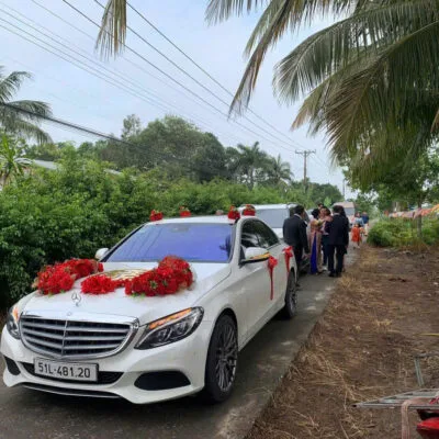 Xe hoa mercedes-benz C300