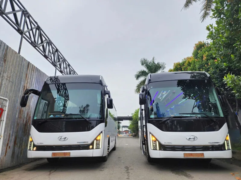 Huyndai Universe 29 chỗ