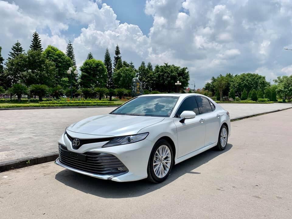 Xe 4 Chỗ Thuê Theo Tháng