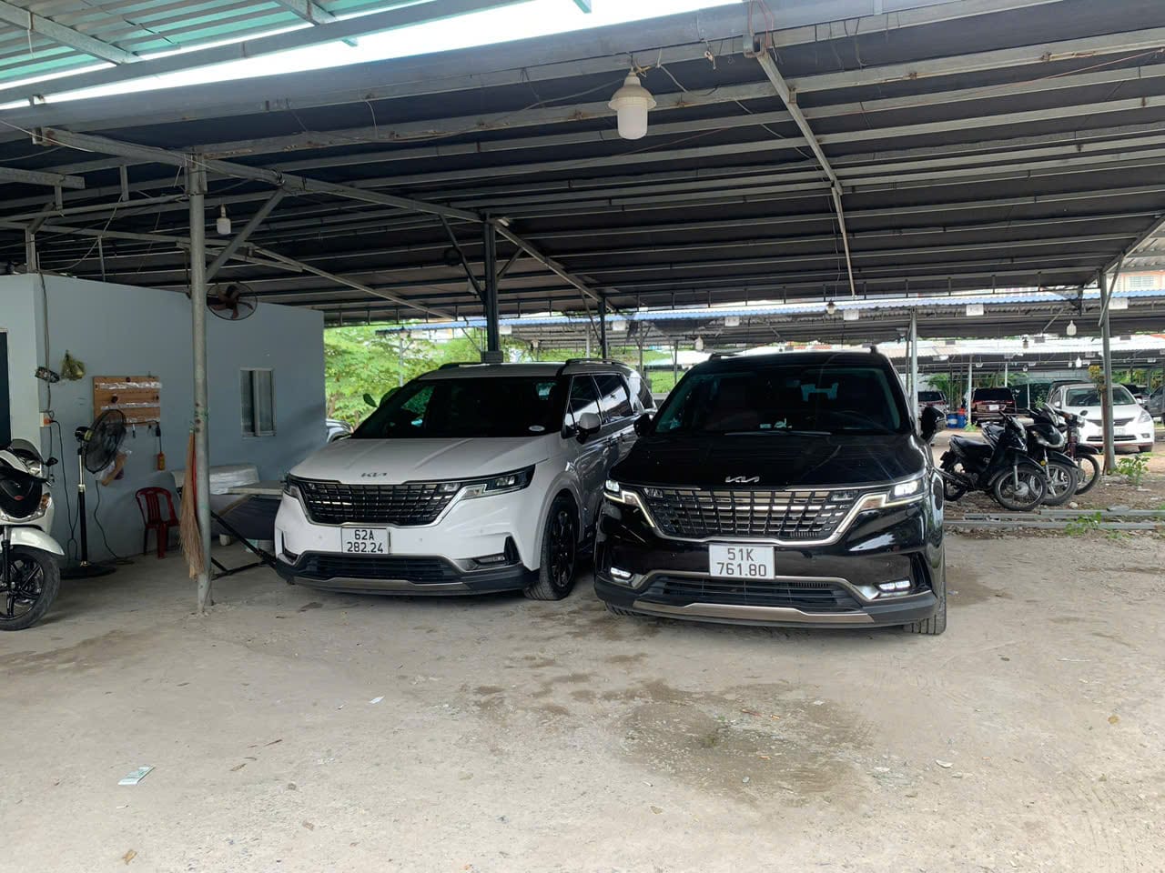 Xe Kia Carnival Thuê Tháng