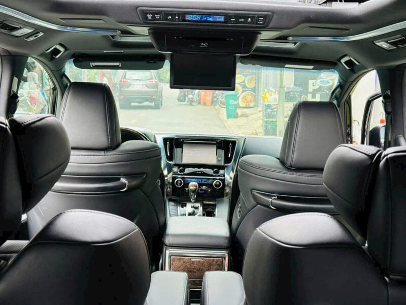 Cho Thuê Xe Toyota Alphard Có Tài Xế Tại TP.HCM - Hình ảnh 7