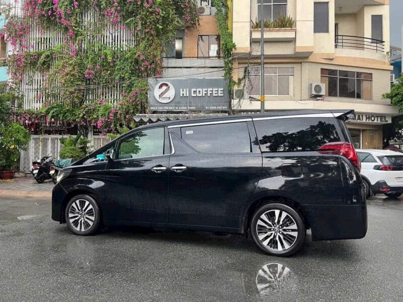 Cho Thuê Xe Toyota Alphard Có Tài Xế Tại TP.HCM - Hình ảnh 3